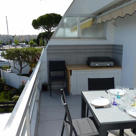 Sol-Y-Days Darse, Superbe Appartement De Type Marina Avec Belle Terrasse Vue Port De Plaisance เลอ โกร-ดู-รัว ภายนอก รูปภาพ