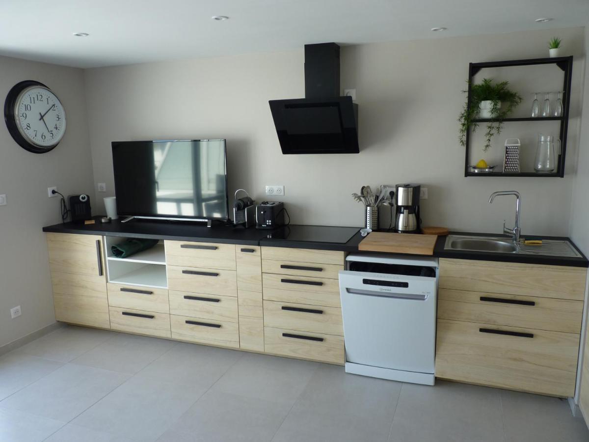 Sol-Y-Days Darse, Superbe Appartement De Type Marina Avec Belle Terrasse Vue Port De Plaisance เลอ โกร-ดู-รัว ภายนอก รูปภาพ