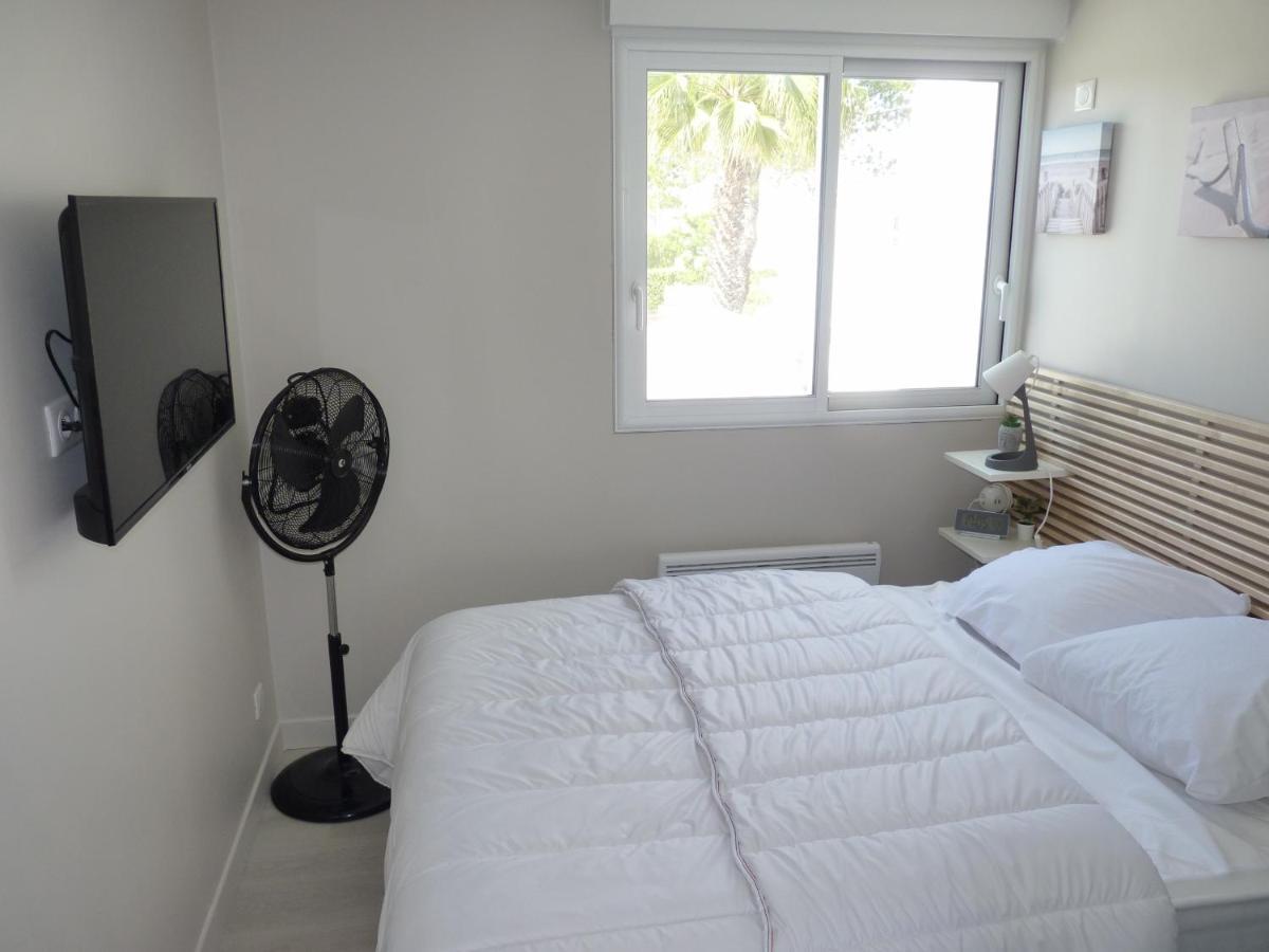 Sol-Y-Days Darse, Superbe Appartement De Type Marina Avec Belle Terrasse Vue Port De Plaisance เลอ โกร-ดู-รัว ภายนอก รูปภาพ