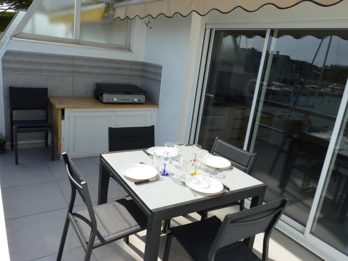 Sol-Y-Days Darse, Superbe Appartement De Type Marina Avec Belle Terrasse Vue Port De Plaisance เลอ โกร-ดู-รัว ภายนอก รูปภาพ