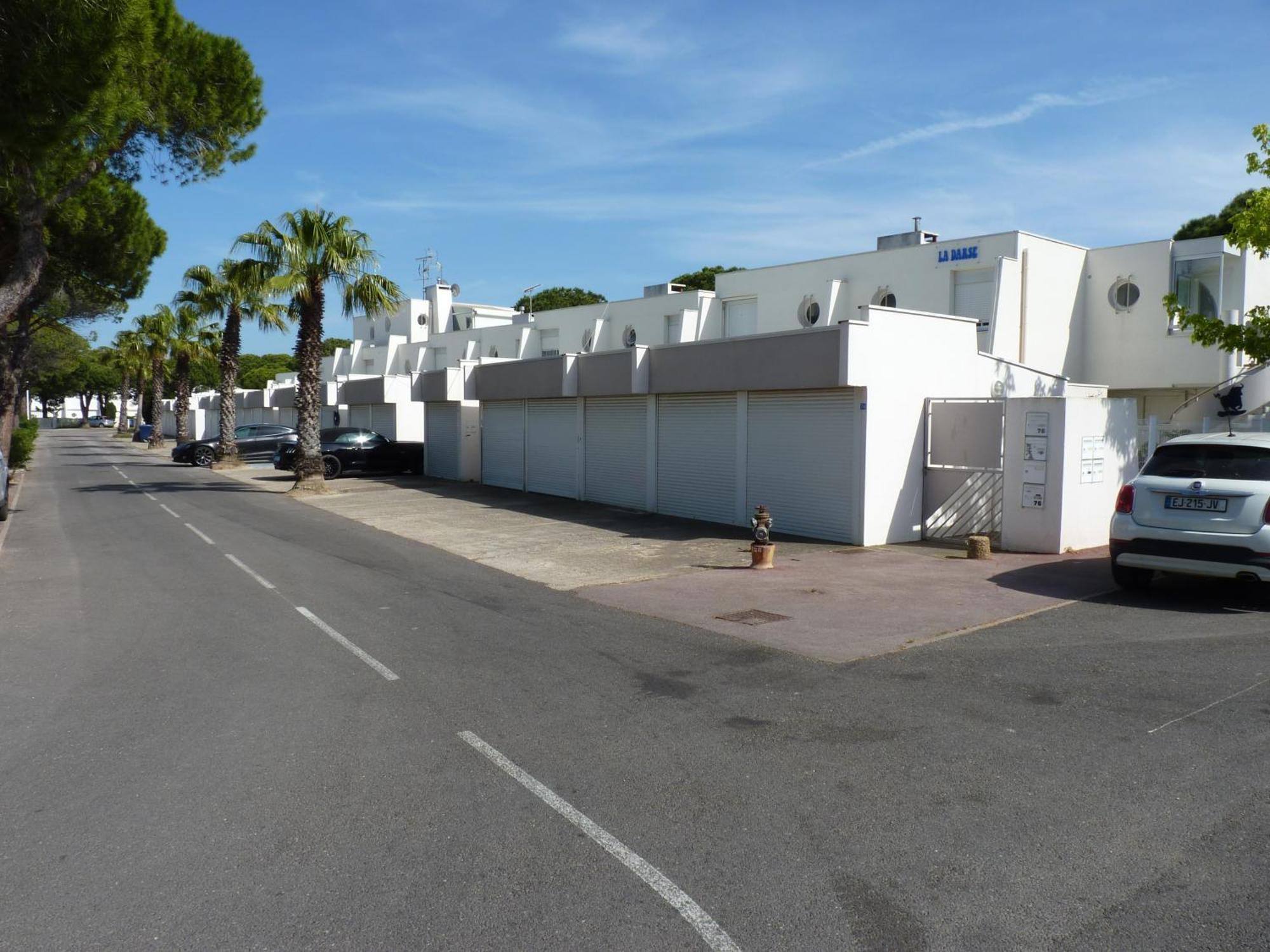 Sol-Y-Days Darse, Superbe Appartement De Type Marina Avec Belle Terrasse Vue Port De Plaisance เลอ โกร-ดู-รัว ภายนอก รูปภาพ
